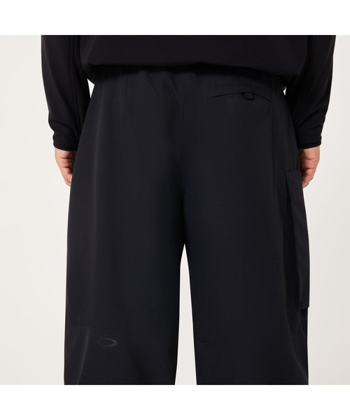 OAKLEY（オークリー）の「最新 25-26シーズン オークリーCHANNEL CARGO PANT/カーゴパンツ/SNOW・スノー/スキー＆スノーボードウェア/スノーウェア/スノーパンツ/メンズ/OAKLEY（その他パンツ・メンズ・ブラック・S/M/L/XL）」の6枚目の写真