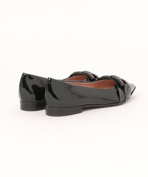 inter-chaussures(インターショシュール)の「【INTER-CHAUSSURES】ポインテッドローヒールバックルパンプス(I1504N)(パンプス・レディース・ブラック・36/38/35/37)」の2枚目の写真