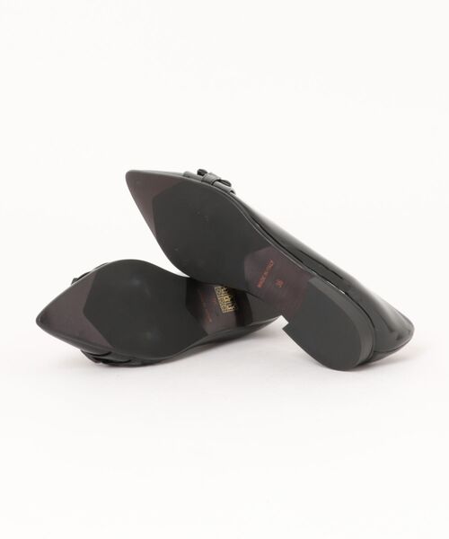 inter-chaussures(インターショシュール)の「【INTER-CHAUSSURES】ポインテッドローヒールバックルパンプス(I1504N)(パンプス・レディース・ブラック・36/38/35/37)」の3枚目の写真