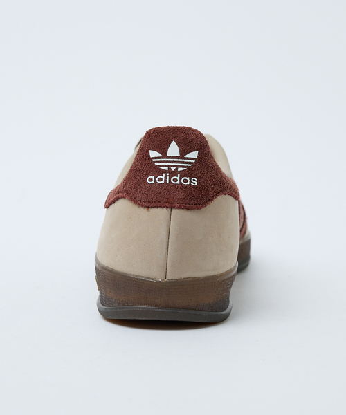 adidas(アディダス)の「【adidas/アディダス】GAZELLE INDOOR ガゼル インドア スニーカー(スニーカー・メンズ・ベージュ・26/27/28)」の4枚目の写真