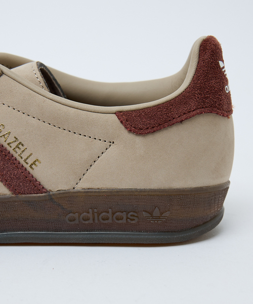 adidas(アディダス)の「【adidas/アディダス】GAZELLE INDOOR ガゼル インドア スニーカー(スニーカー・メンズ・ベージュ・26/27/28)」の8枚目の写真