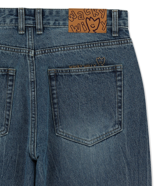 Wacky WiLLy(ワッキーウィリー)の「ベーシックウォッシングデニムパンツインディゴ(デニムパンツ・レディース・その他・SMALL/MEDIUM/LARGE/X-LARGE)」の7枚目の写真