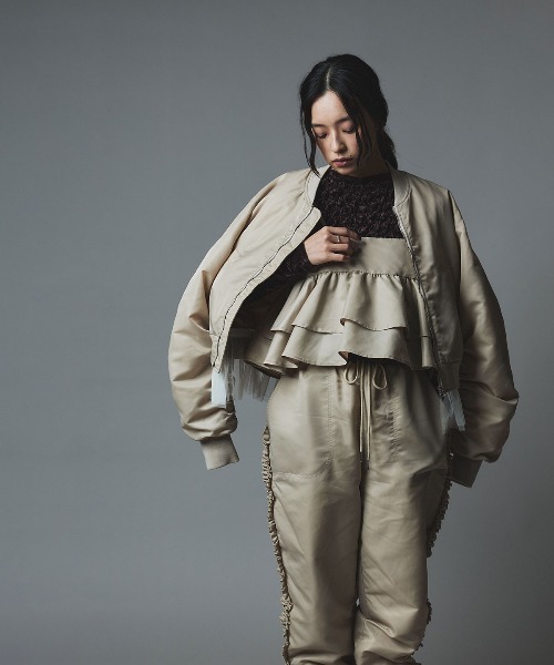 W:Huku(フーク)の「【W:Huku / ナイロンオックス】キルティング MA-1 / Nylon Oxford Quilted MA-1(MA-1・レディース・ブラック/ライトベージュ/カーキ・FREE)」の7枚目の写真