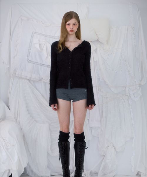 ROSEFRANTZ（ロゼフランツ）の「Hairy Slim Fur Cardigan [Black]（カーディガン/ボレロ・レディース・ブラック・OS）」の2枚目の写真