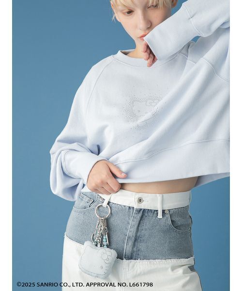 FURFUR（ファーファー）の「【WEB・一部店舗限定カラー】HELLO KITTYクリスタルスウェット（スウェット・レディース・ブラック/ライトピンク/サックスブルー/ホワイト・F）」の21枚目の写真