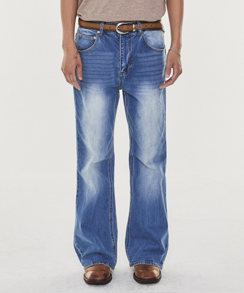 KICHUL(キチョル)の「Yk 0709 boot cut (medium blue)(デニムパンツ・メンズ・その他・X-SMALL/SMALL/MEDIUM/LARGE)」の1枚目の写真