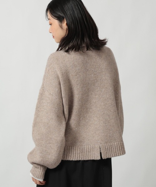 LAKOLE（ラコレ）の「タートルネックニットプルオーバー / 622320（ニット/セーター・レディース・レッド/チャコール/ベージュ・FREE）」の5枚目の写真