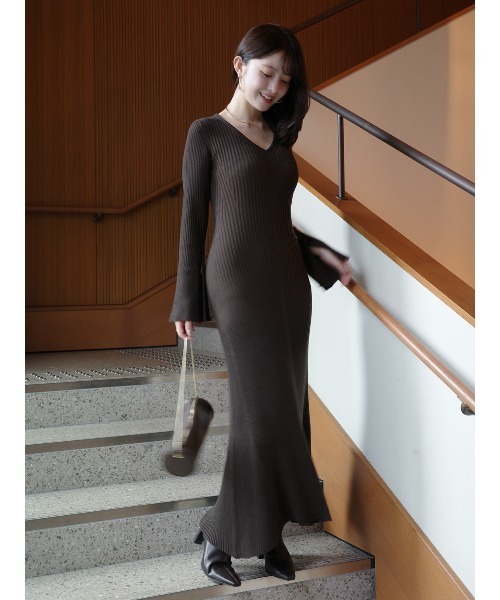 セミマーメイドニットワンピース（ワンピース）｜anuans（アニュアンス