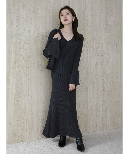 セミマーメイドニットワンピース（ワンピース）｜anuans（アニュアンス