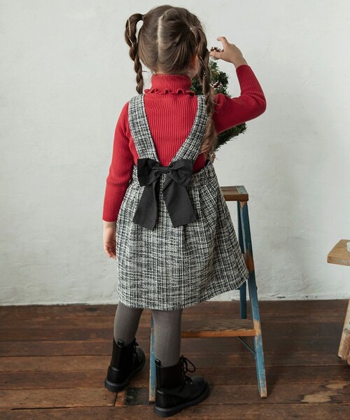 BRANSHES（ブランシェス）の「ラメツイードジャンパースカート（ジャンパースカート・キッズ・アイボリー/ブラック・90/140/80/130/100/150/110/120）」の17枚目の写真