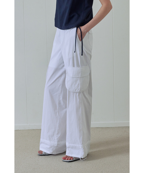 AFTERHOURS(アフターアワーズ)の「DRAWSTRING PARACHUTE CARGO PANTS (WHITE)(その他パンツ・レディース・その他・FREE)」の1枚目の写真