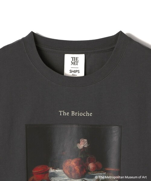 SHIPS Colors（シップス カラーズ）の「SHIPS Colors:The Met コラボ マネ アート Ｔシャツ（Tシャツ/カットソー・レディース・ダークグレー/オフホワイト/ベージュ・ONE SIZE）」の7枚目の写真
