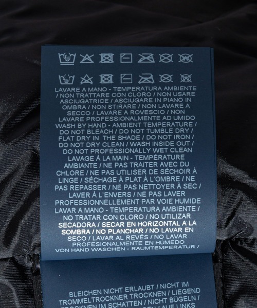 HERNO(ヘルノ)の「HERNO 2 LAYER PROMETEO DOWN BALMACAAN COAT ヘルノ 2レイヤー プロメテオ ダウン ステンカラーコート(ダウンジャケット/コート・メンズ・ブラック・50/48/52/46)」の17枚目の写真