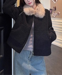 LUCPY（ラクピー）の「ふわふわファーカラー付きボアブルゾン（ブルゾン・レディース）」