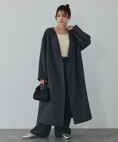 abahouse mavie（アバハウスマヴィ）の「【体型カバー】ノーカラーロングコート/冬服/長袖/フォーマル/セミオケ/ウール混（ノーカラーコート・レディース・チャコールグレー/ブラック・38/36）」の5枚目の写真