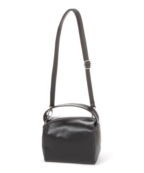 LAKOLE(ラコレ)の「ソフトスクエアミニ2WAYショルダーバッグ2 / 635584(ショルダーバッグ・レディース・オフホワイト/ダークブルー/ブラック・FREE)」の11枚目の写真