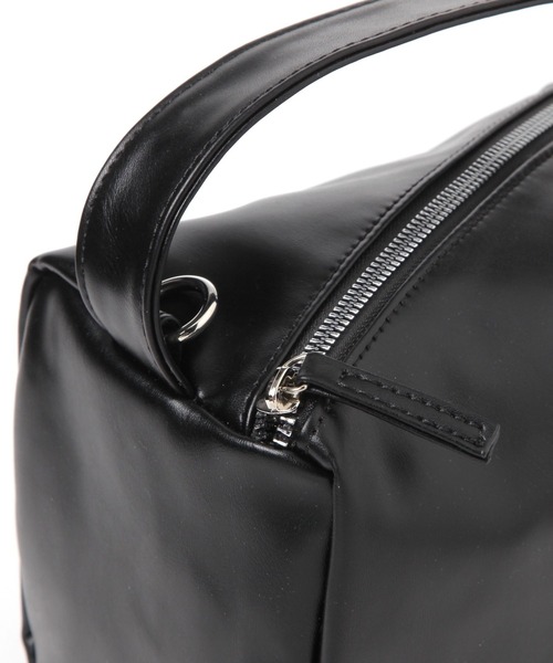 LAKOLE(ラコレ)の「ソフトスクエアミニ2WAYショルダーバッグ2 / 635584(ショルダーバッグ・レディース・オフホワイト/ダークブルー/ブラック・FREE)」の16枚目の写真