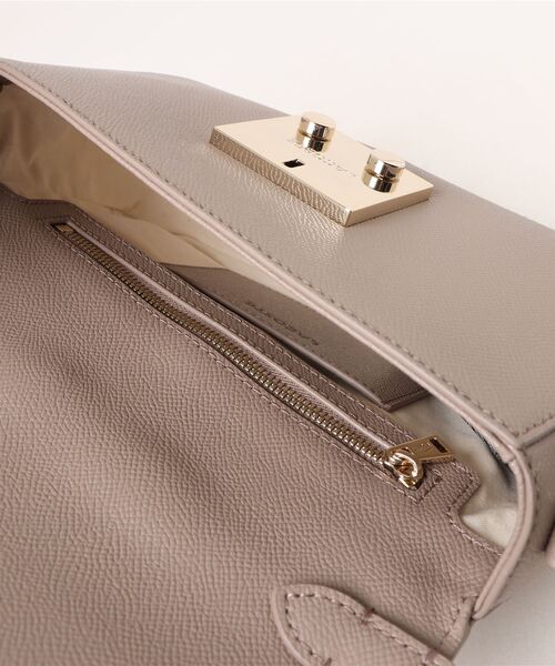 LACOSTE（ラコステ）の「《LACOSTE》CROSSOVER BAG（ショルダーバッグ・レディース・ベージュ/ブラック/ピンク系その他/ブルー・フリー）」の11枚目の写真
