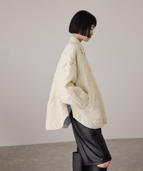 ADAM ET ROPE'(アダムエロペ)の「2WAYキルティングシャツジャケット(ブルゾン・レディース・オフホワイト/ブラック・FREE)」の13枚目の写真