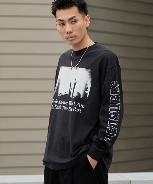 PLEASURES(プレジャー)の「PLEASURES/プレジャーズ INCOGNITO LONG SLEEVE グラフィックデザイン ロングスリーブ Tシャツ 2026年春夏(Tシャツ/カットソー・メンズ・ブラック・M/L/XL)」の4枚目の写真