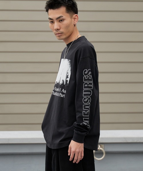 PLEASURES(プレジャー)の「PLEASURES/プレジャーズ INCOGNITO LONG SLEEVE グラフィックデザイン ロングスリーブ Tシャツ 2026年春夏(Tシャツ/カットソー・メンズ・ブラック・M/L/XL)」の9枚目の写真