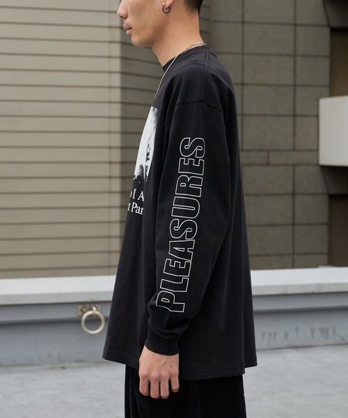 PLEASURES(プレジャー)の「PLEASURES/プレジャーズ INCOGNITO LONG SLEEVE グラフィックデザイン ロングスリーブ Tシャツ 2026年春夏(Tシャツ/カットソー・メンズ・ブラック・M/L/XL)」の15枚目の写真
