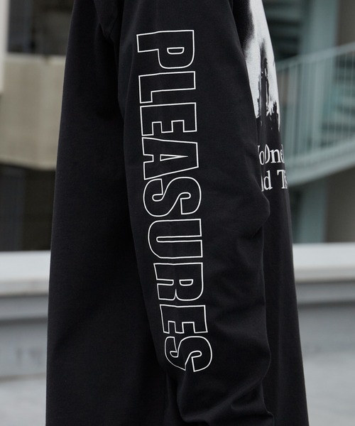 PLEASURES(プレジャー)の「PLEASURES/プレジャーズ INCOGNITO LONG SLEEVE グラフィックデザイン ロングスリーブ Tシャツ 2026年春夏(Tシャツ/カットソー・メンズ・ブラック・M/L/XL)」の21枚目の写真
