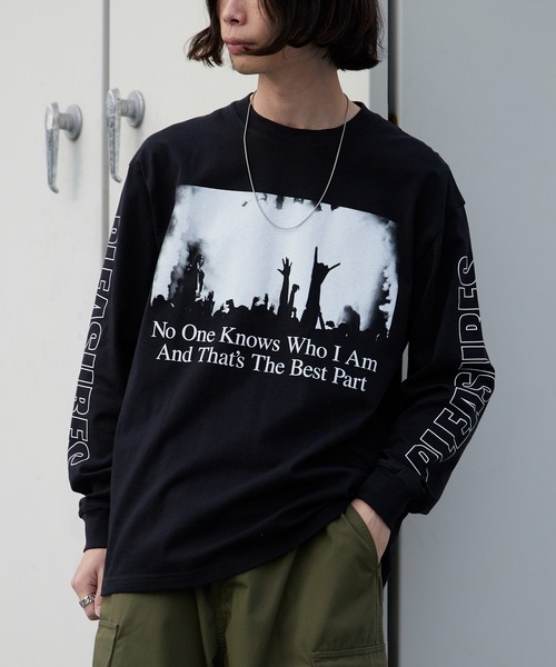 PLEASURES/プレジャーズ INCOGNITO LONG SLEEVE グラフィックデザイン