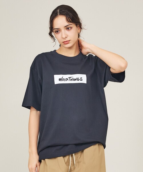 WILD THINGS(ワイルドシングス)の「【WILDTHINGS / ワイルドシングス】BOX LOGO TEE / ボックスロゴTシャツ(半袖・ユニセックス)WT26055K(Tシャツ/カットソー・メンズ・ブラック/カーキ/ネイビー/ホワイト・M/L)」の6枚目の写真