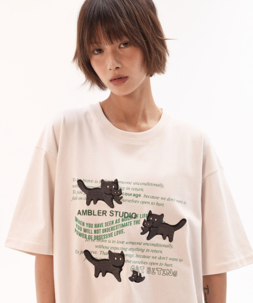 ambler（エムブラー）の「猫の冒険 刺繍 半袖Tシャツ AS1207 (アイボリー)（Tシャツ/カットソー・レディース・その他・S/L）」の2枚目の写真