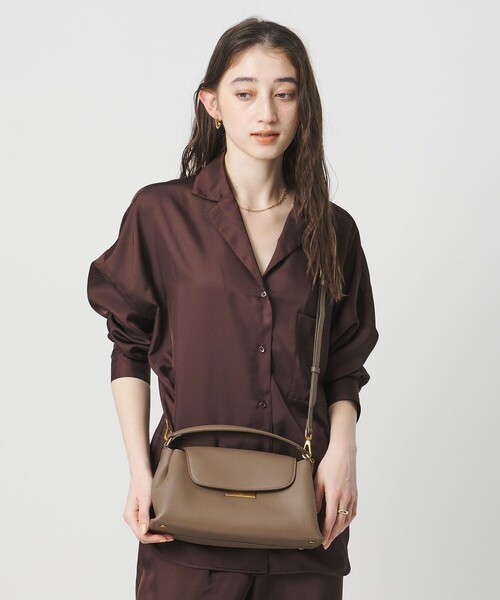 tov（トーヴ）の「＜TOV＞SOUFFLE バッグ S（ハンドバッグ・レディース・ブラック/ブラウン系・FREE）」の5枚目の写真