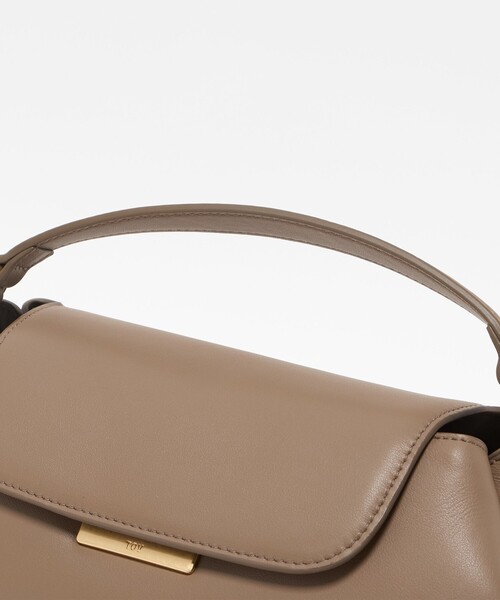 tov（トーヴ）の「＜TOV＞SOUFFLE バッグ S（ハンドバッグ・レディース・ブラック/ブラウン系・FREE）」の12枚目の写真