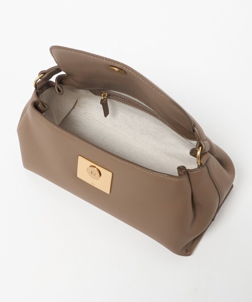 tov（トーヴ）の「＜TOV＞SOUFFLE バッグ S（ハンドバッグ・レディース・ブラック/ブラウン系・FREE）」の14枚目の写真