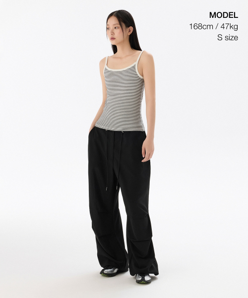 MUSINSA STANDARD WOMAN（ムシンサスタンダードウーマン）の「ウィメンズナローストライプストリングスリーブレストップ [アイボリー/ブラック]（Tシャツ/カットソー・レディース・その他・SMALL/X-SMALL/MEDIUM/LARGE）」の2枚目の写真
