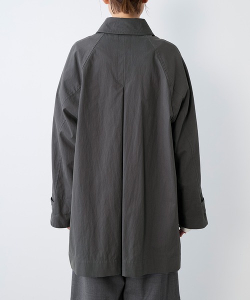 MICA&DEAL(マイカ&ディール)の「ステンカラーハーフコート(その他アウター・レディース・ベージュ/チャコールグレー・FREE)」の9枚目の写真