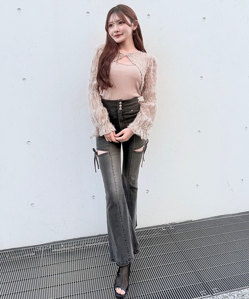 NOMAE（ノーマエ）の「サイドリボンフレアデニム（デニムパンツ・レディース・ブルー/ブラック・MEDIUM/SMALL）」の7枚目の写真