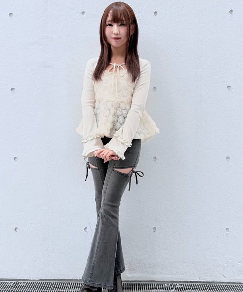 NOMAE（ノーマエ）の「サイドリボンフレアデニム（デニムパンツ・レディース・ブルー/ブラック・MEDIUM/SMALL）」の22枚目の写真