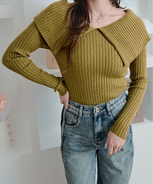 kirakiraShop(キラキラショップ)の「ビッグカラー リブ ニット トップス(ニット/セーター・レディース・ライム/ブラウン/ホワイト/ブラック/チャコール・FREE)」の13枚目の写真