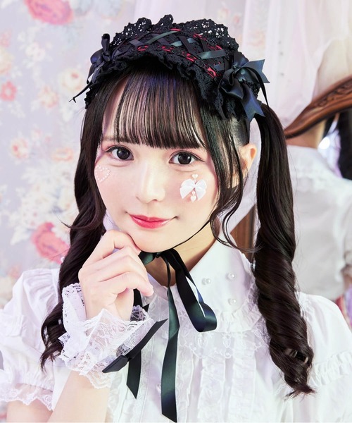 BODYLINE（ボディライン）の「サテンリボンレースアップヘッドドレス（その他ヘアアクセサリー・レディース・ブラック×レッド/サックスブルー/オフホワイト/ブラック×ブラック/ブラック×ブルー/ブラック×ホワイト/ピンク・FREE）」の5枚目の写真