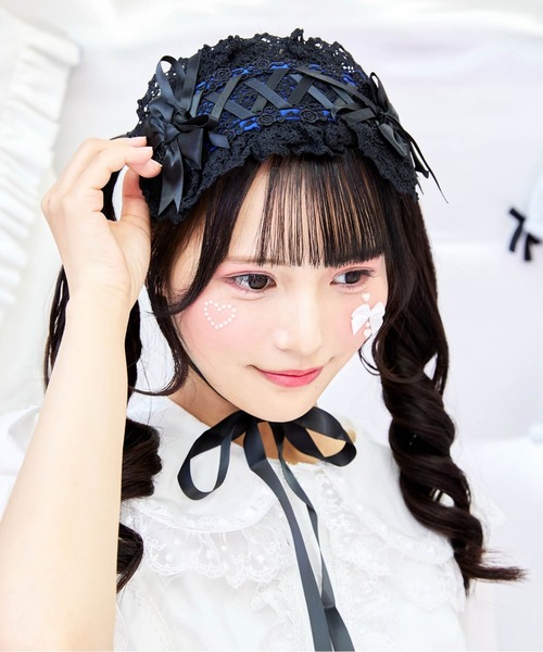 BODYLINE（ボディライン）の「サテンリボンレースアップヘッドドレス（その他ヘアアクセサリー・レディース・ブラック×レッド/サックスブルー/オフホワイト/ブラック×ブラック/ブラック×ブルー/ブラック×ホワイト/ピンク・FREE）」の19枚目の写真