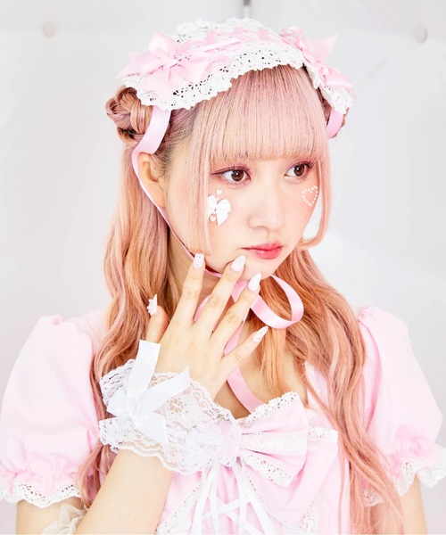 BODYLINE（ボディライン）の「サテンリボンレースアップヘッドドレス（その他ヘアアクセサリー・レディース・ブラック×レッド/サックスブルー/オフホワイト/ブラック×ブラック/ブラック×ブルー/ブラック×ホワイト/ピンク・FREE）」の13枚目の写真