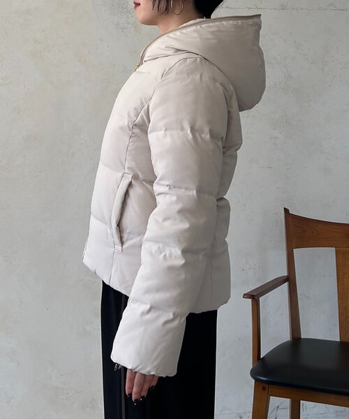 un dix cors（アンディコール）の「ファーフードコンパクトダウン（ダウンジャケット/コート・レディース・ネイビー/アイボリー/ブラック・FREE）」の11枚目の写真