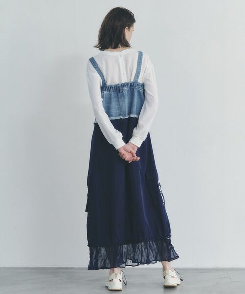 Editt by YECCA VECCA（エディットバイイェッカヴェッカ）の「デニムMIXデザインサロペット（サロペット/オーバーオール・レディース・インディゴブルー/ライトインディゴブルー・FREE）」の12枚目の写真