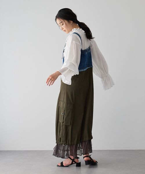 Editt by YECCA VECCA（エディットバイイェッカヴェッカ）の「デニムMIXデザインサロペット（サロペット/オーバーオール・レディース・インディゴブルー/ライトインディゴブルー・FREE）」の15枚目の写真