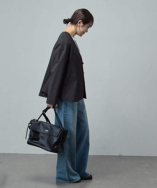 JOURNAL STANDARD（ジャーナルスタンダード）の「リネンナイロンストレッチフレアジャケット（ノーカラージャケット・レディース・ベージュ系その他/ブラック・FREE）」の5枚目の写真