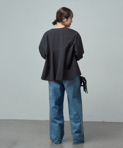 JOURNAL STANDARD（ジャーナルスタンダード）の「リネンナイロンストレッチフレアジャケット（ノーカラージャケット・レディース・ベージュ系その他/ブラック・FREE）」の6枚目の写真