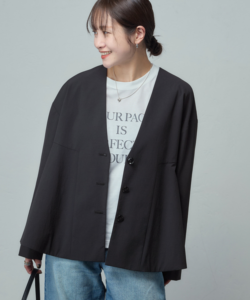 JOURNAL STANDARD（ジャーナルスタンダード）の「リネンナイロンストレッチフレアジャケット（ノーカラージャケット・レディース・ベージュ系その他/ブラック・FREE）」の9枚目の写真