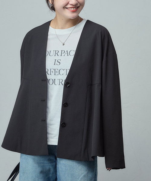 JOURNAL STANDARD（ジャーナルスタンダード）の「リネンナイロンストレッチフレアジャケット（ノーカラージャケット・レディース・ベージュ系その他/ブラック・FREE）」の10枚目の写真