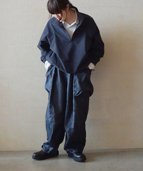 JOURNAL STANDARD LUXE（ジャーナルスタンダード　ラックス）の「ドライナイロンハーフジップブルゾン（ブルゾン・レディース・ブラック/ネイビー・FREE）」の5枚目の写真