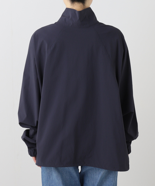 JOURNAL STANDARD LUXE（ジャーナルスタンダード　ラックス）の「ドライナイロンハーフジップブルゾン（ブルゾン・レディース・ブラック/ネイビー・FREE）」の17枚目の写真